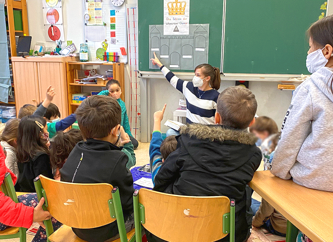 Deutschunterricht in der Klasse 2b der Feldsieper Grundschule Bochum