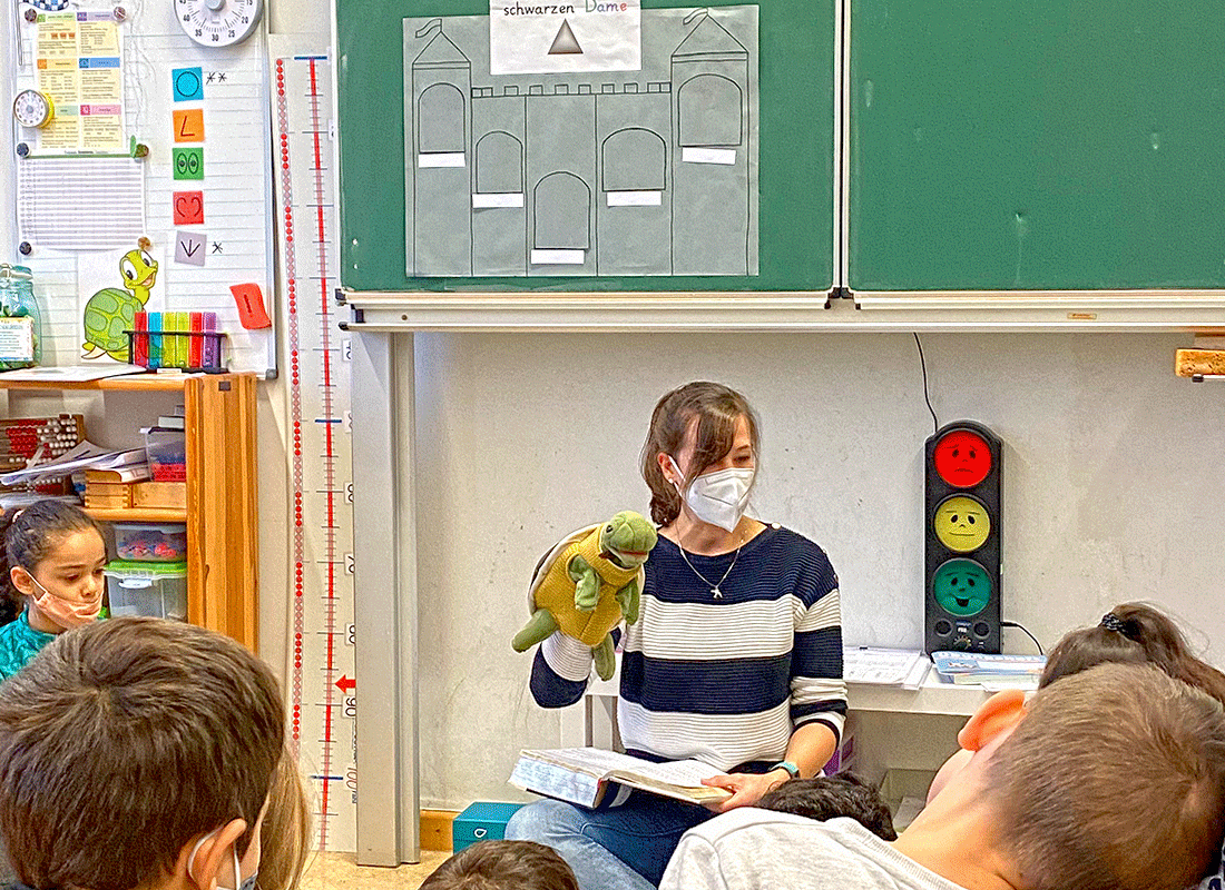 Deutschunterricht in der Klasse 2b der Feldsieper Grundschule Bochum