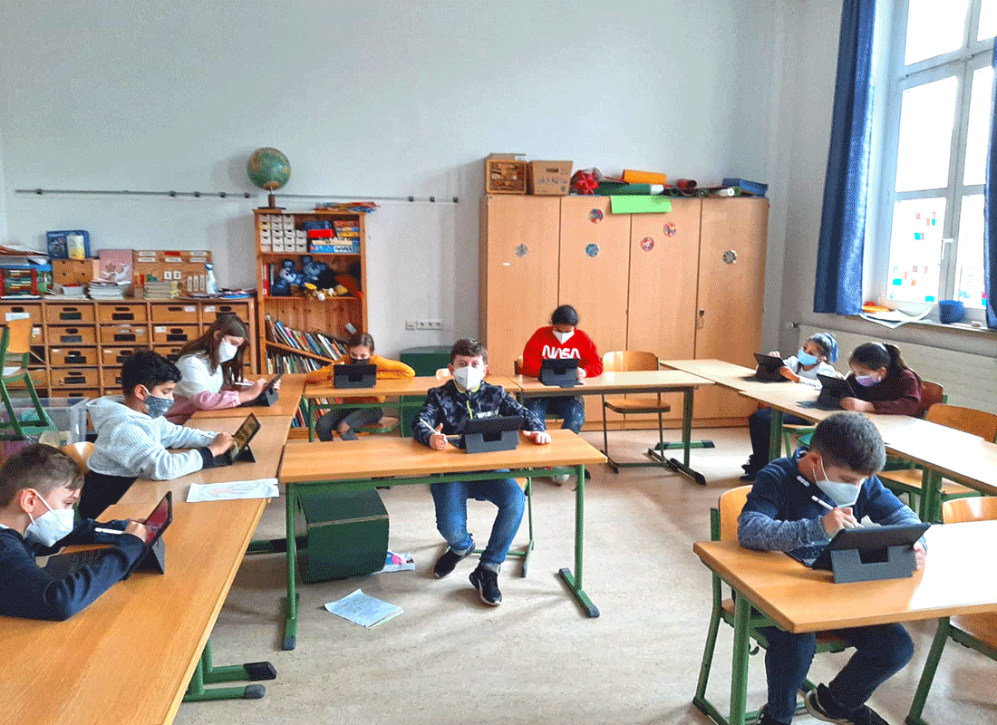 iPads im Unterricht an der Feldsieper Grundschule Bochum