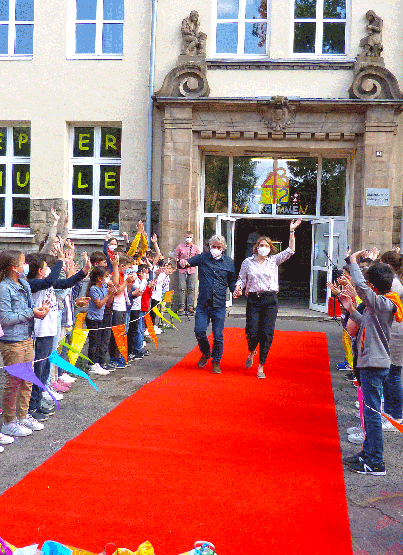 Abschied der Viertklaessler vom Hauptstandort der Feldsieper Schule Bochum