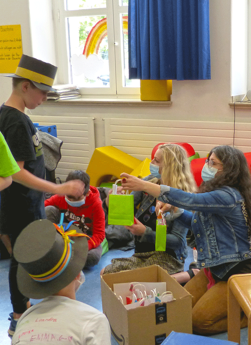 Abschied der Viertklaessler vom Hauptstandort der Feldsieper Schule Bochum