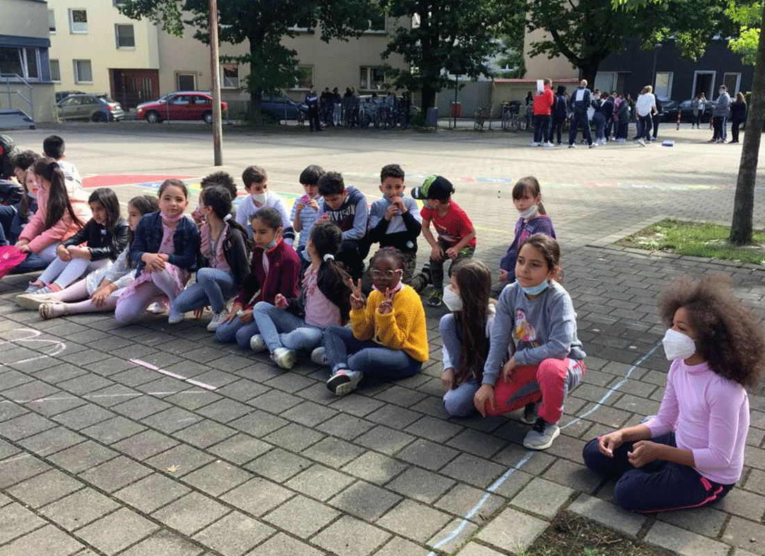 Abschied der Viertklaessler vom Teilstandort der Feldsieper Schule Bochum