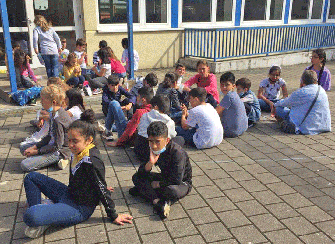 Abschied der Viertklaessler vom Teilstandort der Feldsieper Schule Bochum