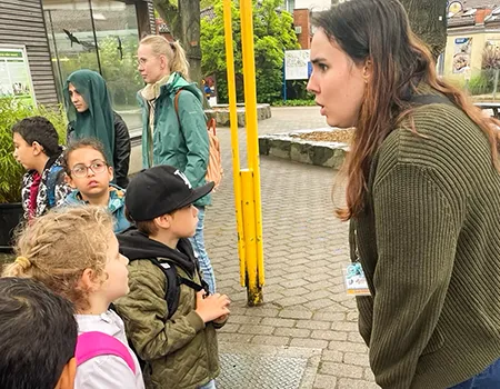 Besuch der ersten Klassen im Tierpark