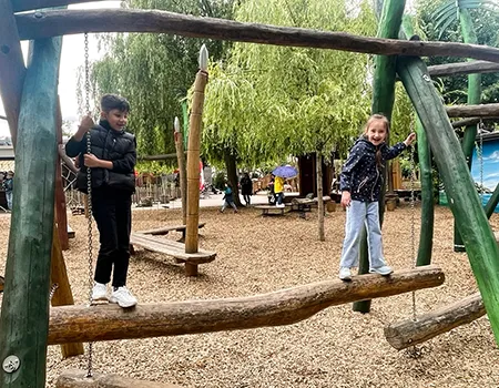 Besuch der ersten Klassen im Tierpark
