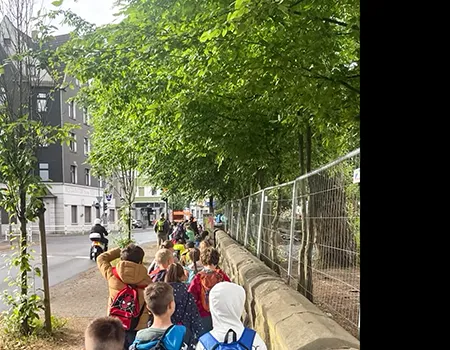 Besuch der ersten Klassen im Tierpark